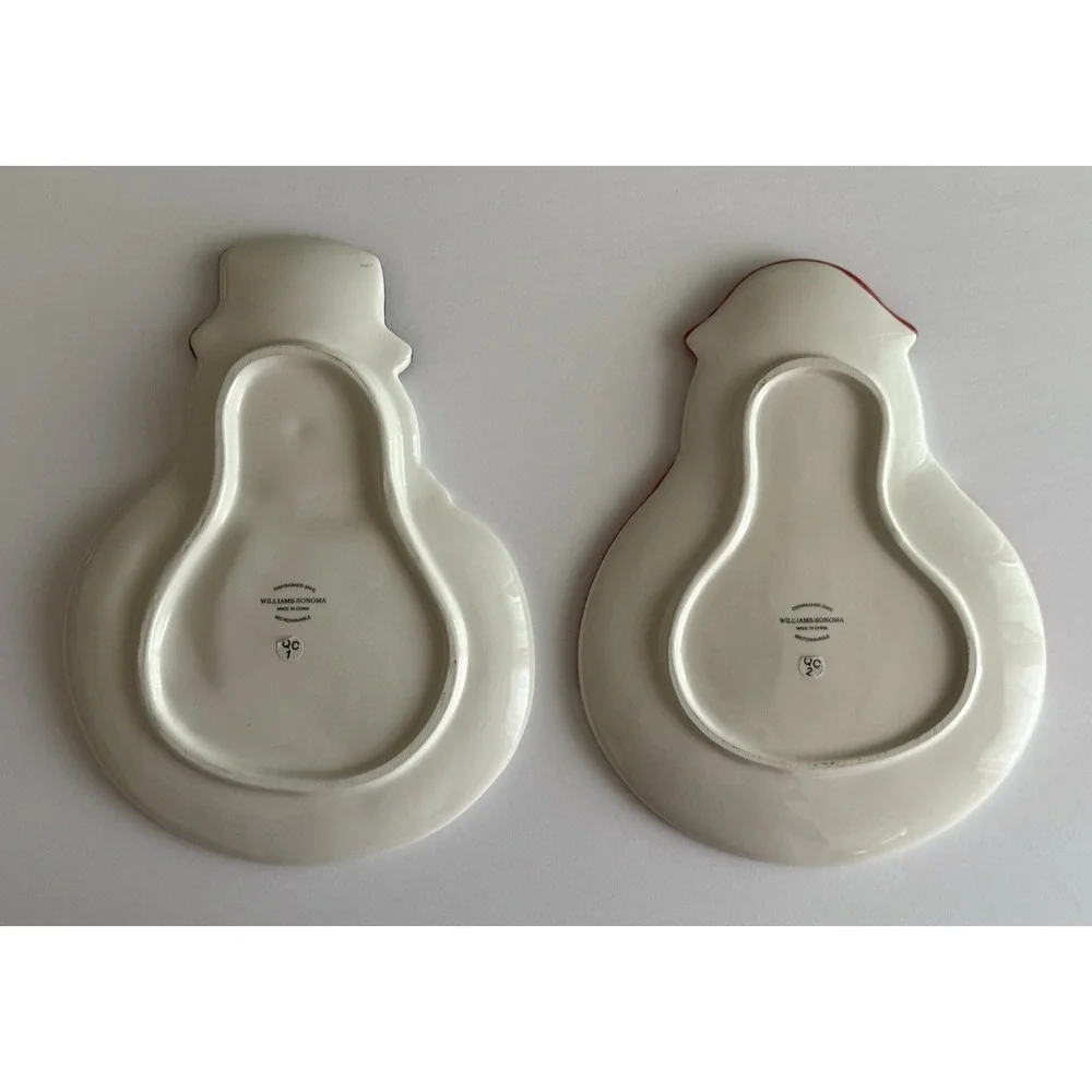 WILLIAM-SONOMA Ceramic‎ Snowman/Snowmaid Appetizer/Dessert Plates - Set of 2